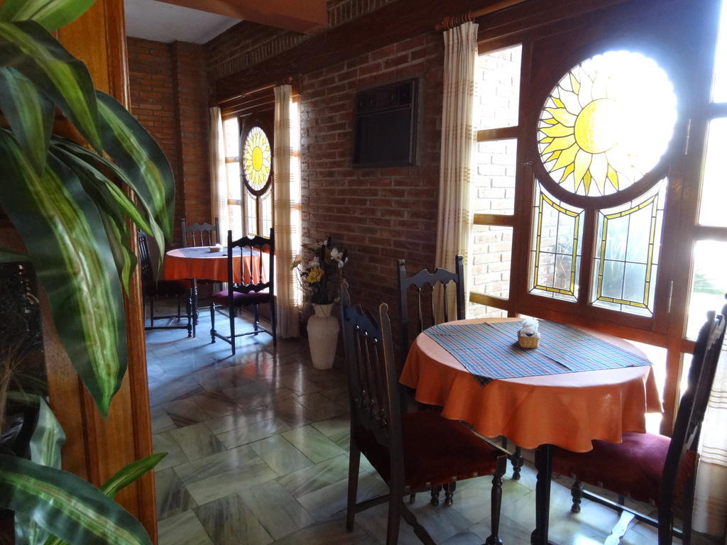 Mon Petit Hotel วิญาการ์ลอสปาซ ภายนอก รูปภาพ